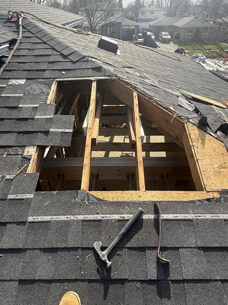 Roof repair or replacement Barrie