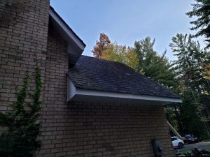 photo of roof in barrie