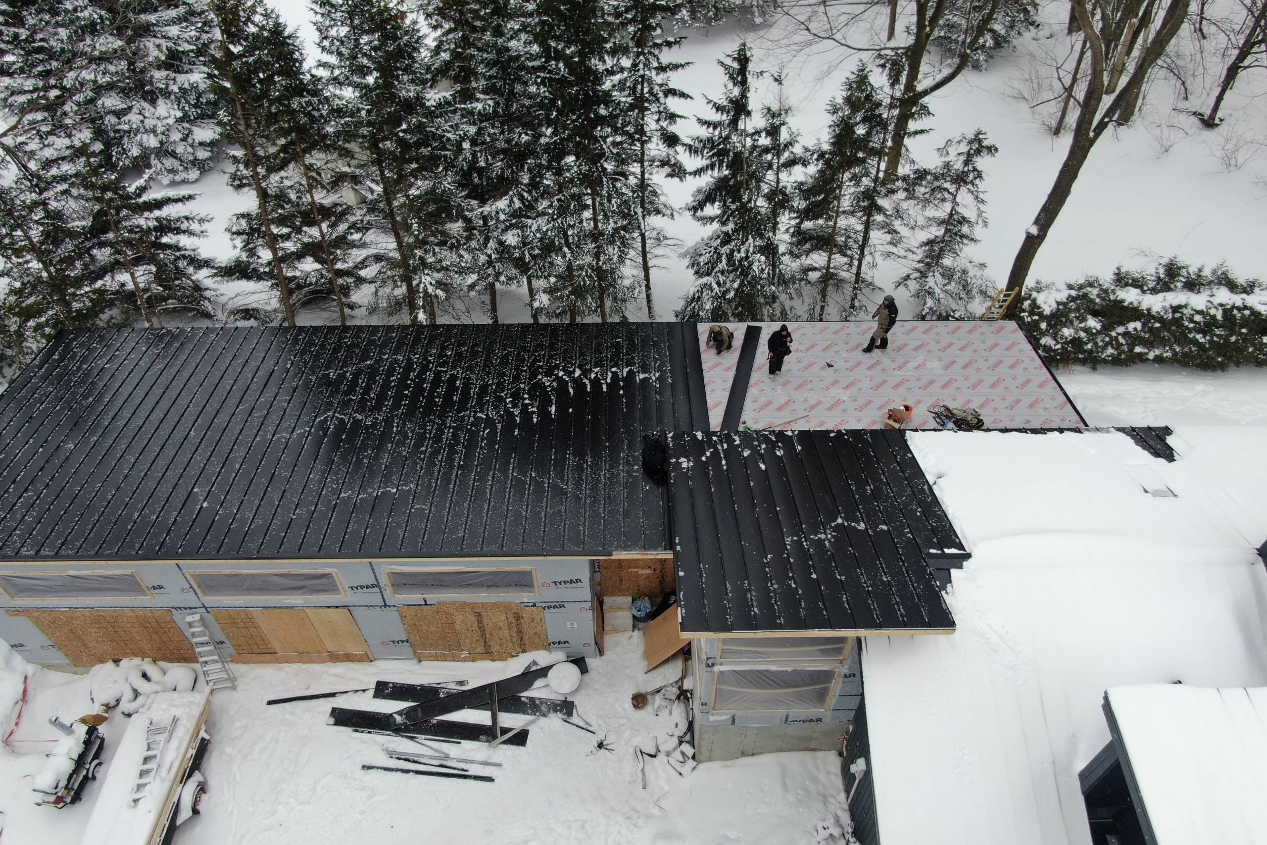 Metal roof installation in Parry Sound