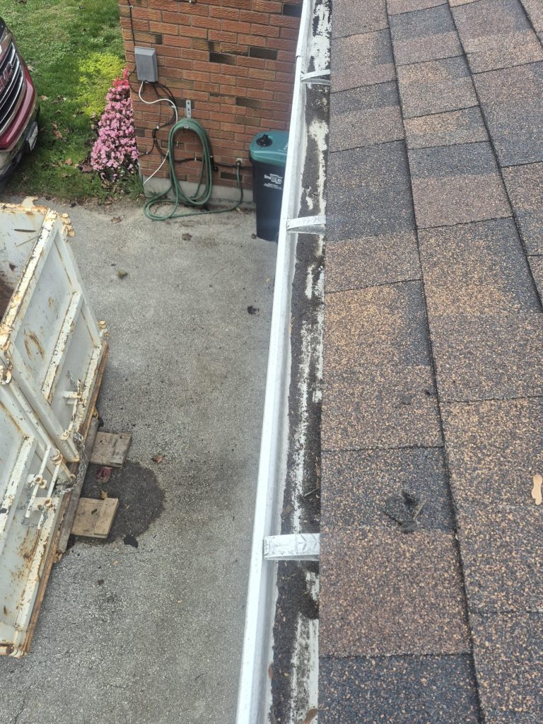 Cold weather roof replacement Ontario